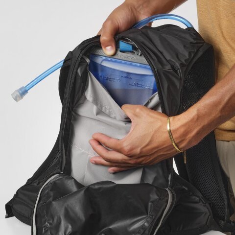 RUKSAK SALOMON CROSS 12L Blk